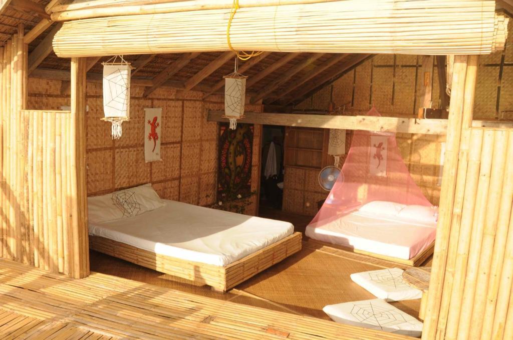 Spiderhouse Resort Yapak Værelse billede