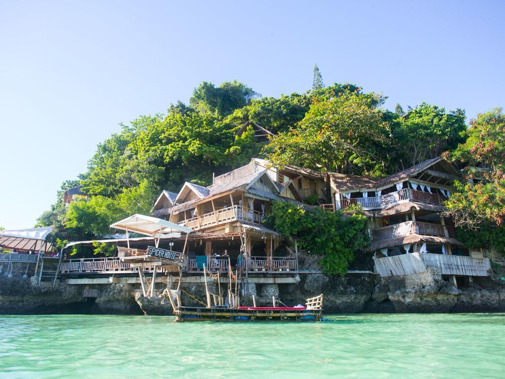Spiderhouse Resort Yapak Eksteriør billede