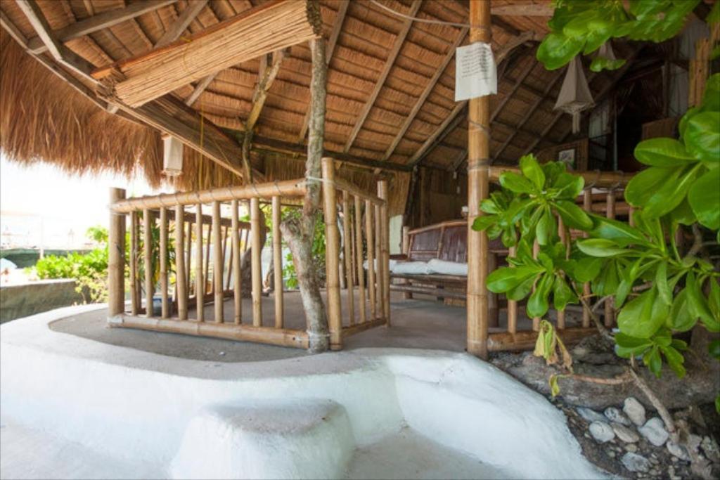 Spiderhouse Resort Yapak Eksteriør billede